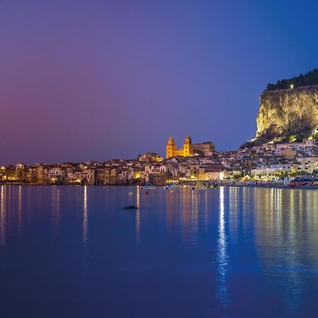 Molo Sea View Apartment Cefalù Eksteriør bilde