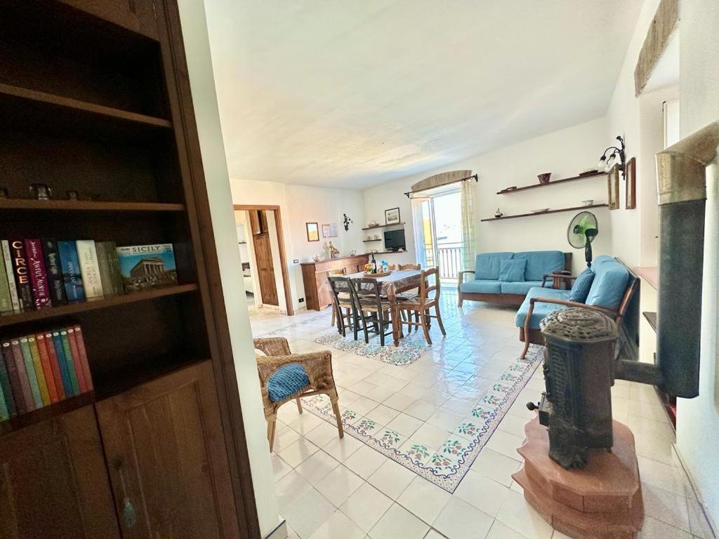 Molo Sea View Apartment Cefalù Eksteriør bilde