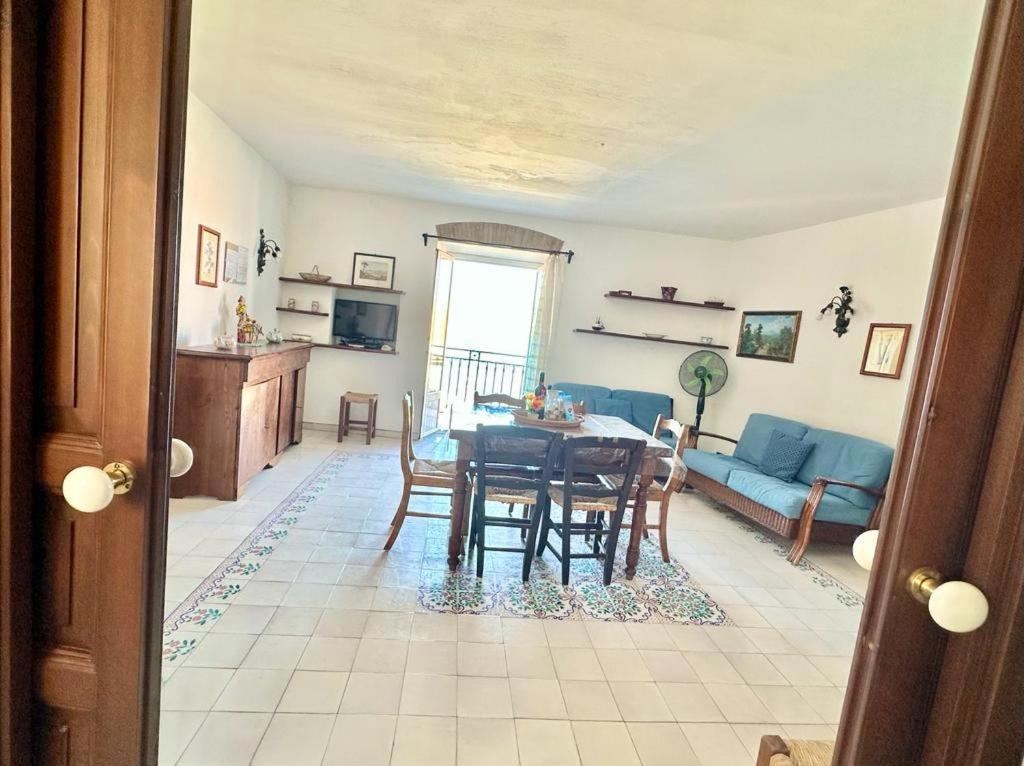 Molo Sea View Apartment Cefalù Eksteriør bilde