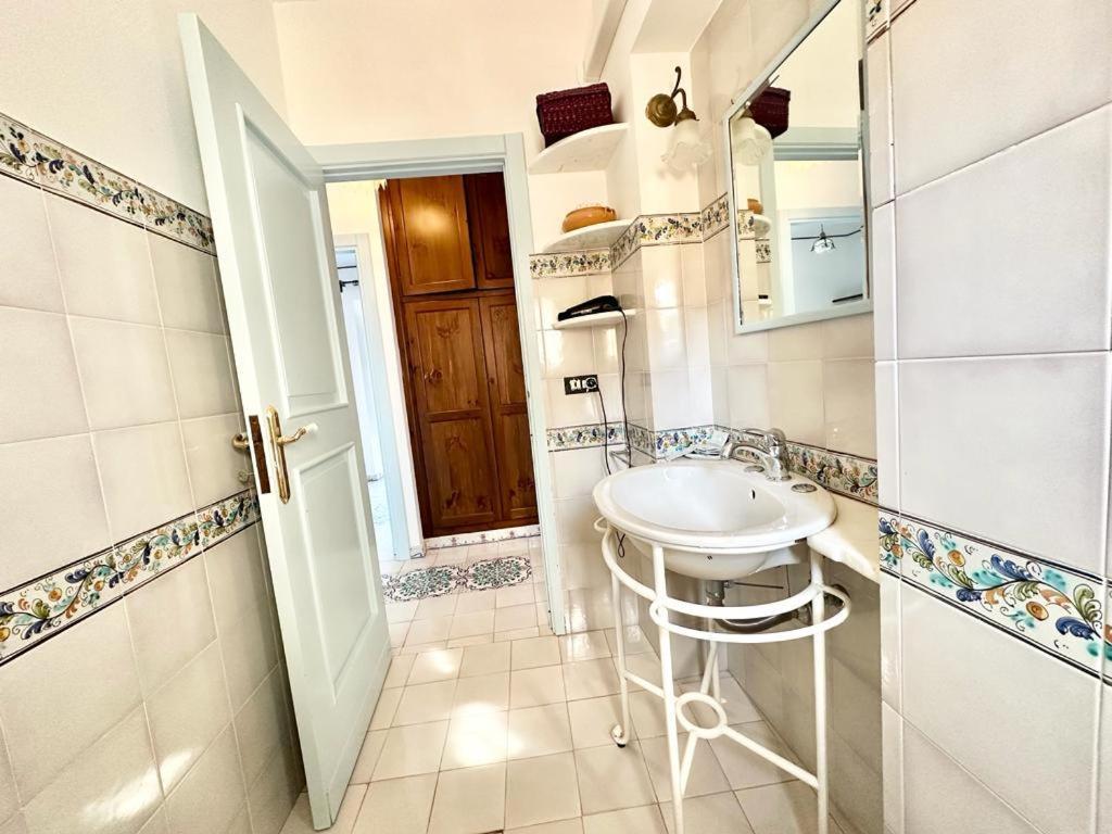 Molo Sea View Apartment Cefalù Eksteriør bilde