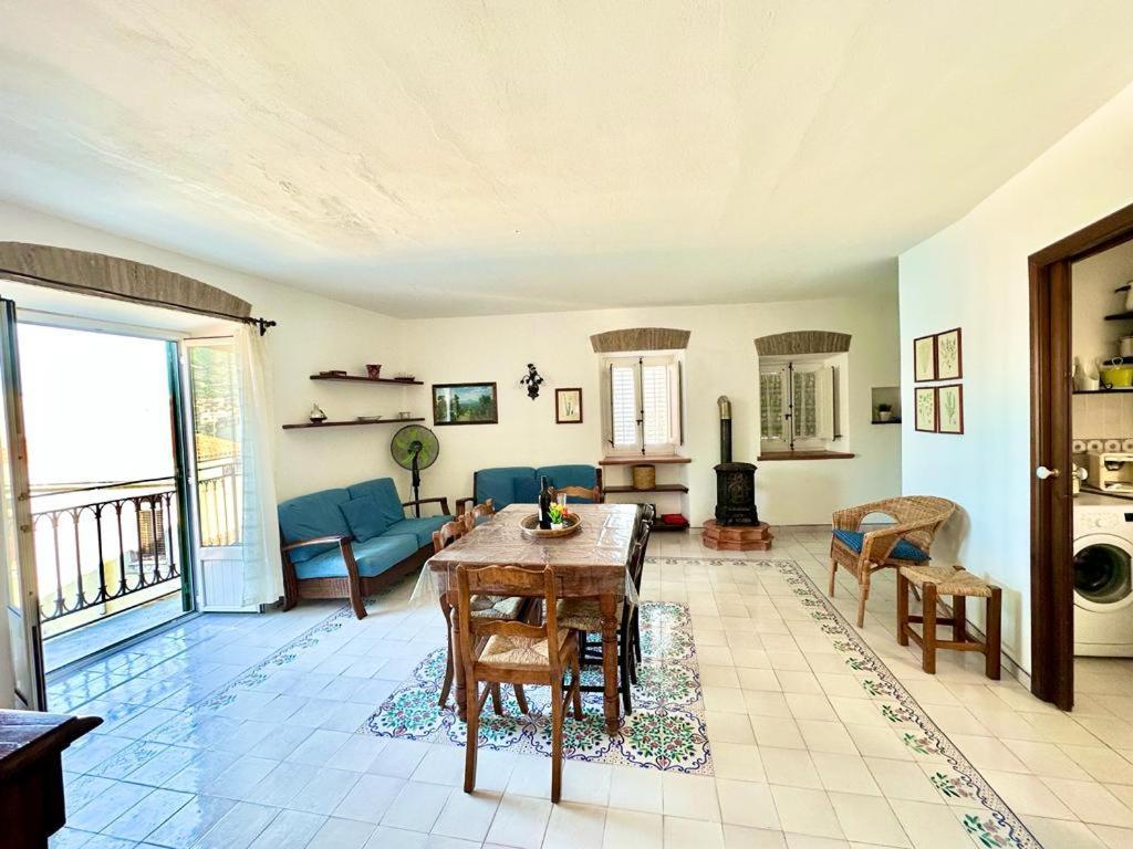 Molo Sea View Apartment Cefalù Eksteriør bilde